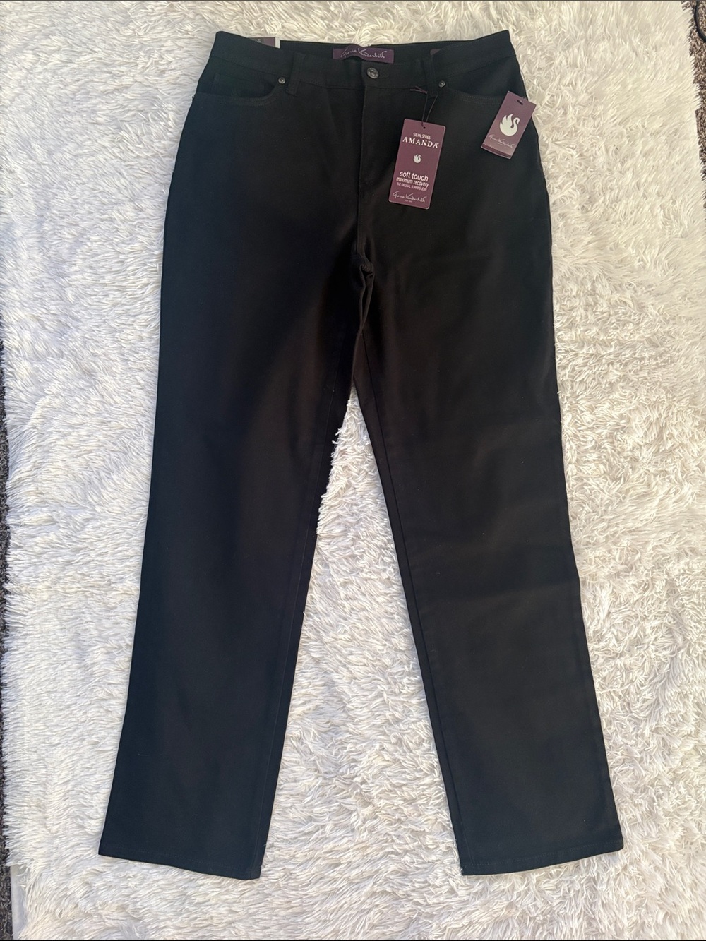 NWT Gloria Vanderbilt Amanda Tapered Leg Classic Rise Black Jeans Size 8 Average